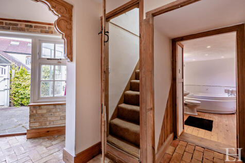 8637094-interiorW...