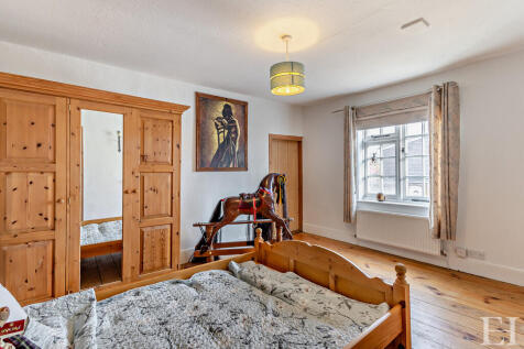 8637094-interiorW...