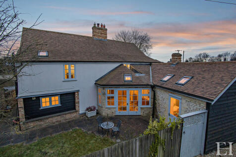 8637094-exteriorW...