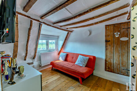 8638920-interiorW...