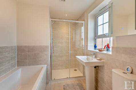 8630549-interior2...