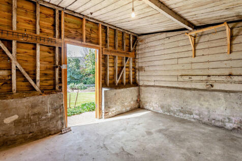 8642632-interior4...