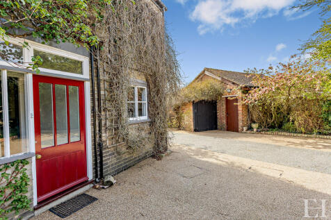 8642632-exteriorW...