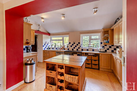 8642721-interiorW...