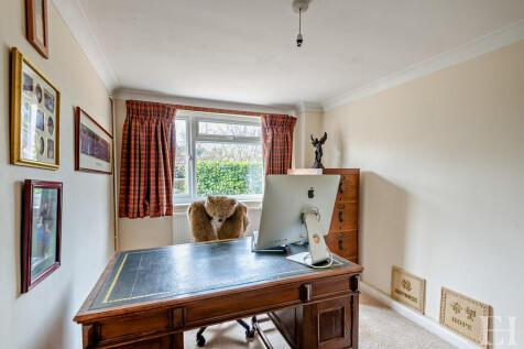 8642721-interiorW...