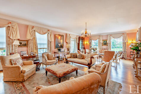 8594340-interiorW...