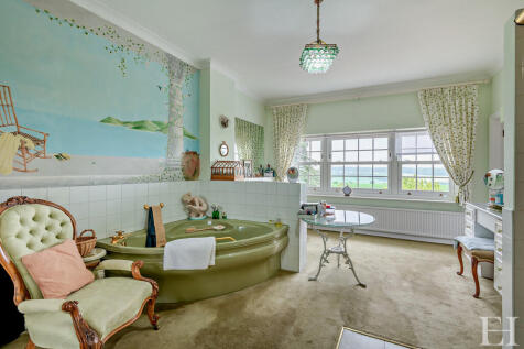 8594340-interiorW...