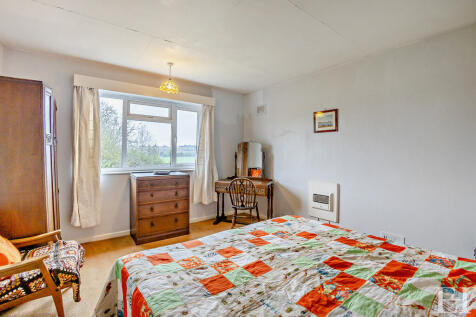 8639363-interiorW...