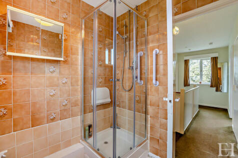 8639363-interiorW...