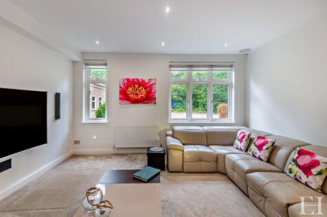 8598871-interiorW...