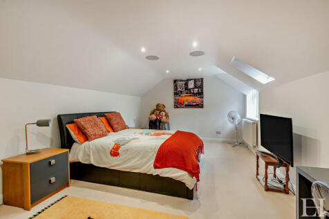 8598871-interiorW...