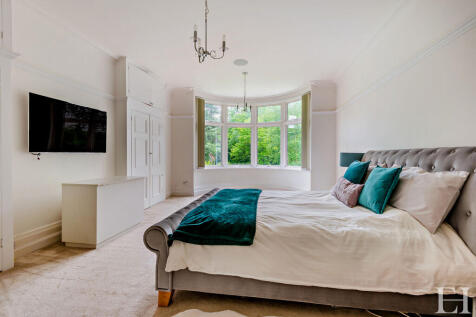 8598871-interiorW...