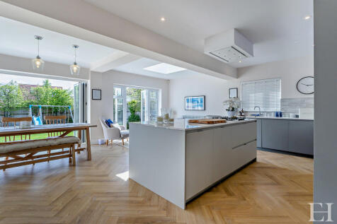 8645027-interiorW...
