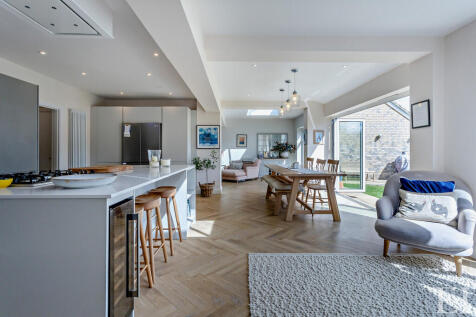 8645027-interiorW...