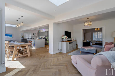 8645027-interiorW...