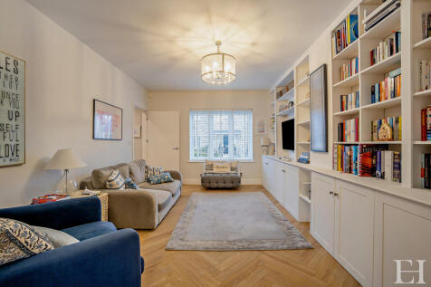 8635075-interior1...
