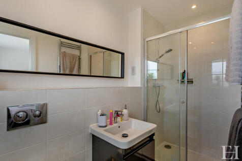 8645027-interiorW...
