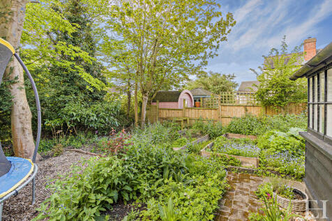 8644160-exteriorW...