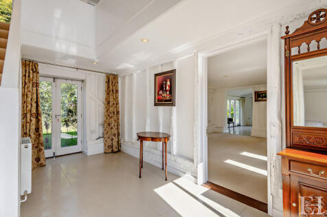 8642711-interiorW...