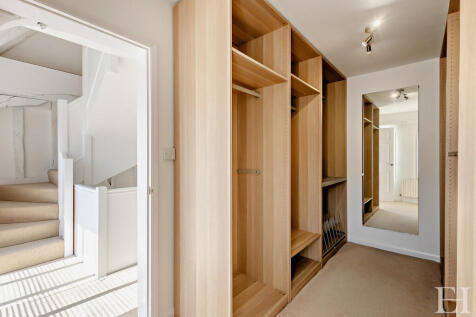 8642711-interiorW...