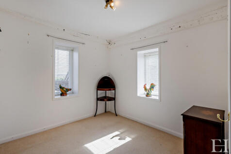 8642711-interiorW...