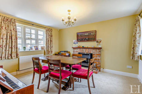 8645615-interiorW...