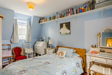 8645615-interiorW...