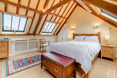 8637096-interiorW...