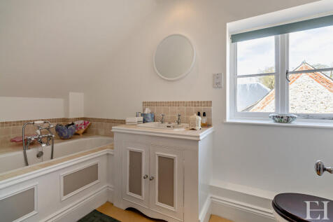 8637096-interiorW...