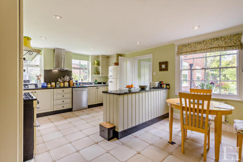 8646670-interiorW...