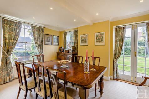 8646670-interiorW...