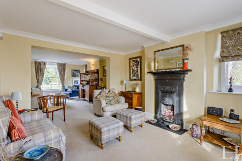 8646670-interiorW...