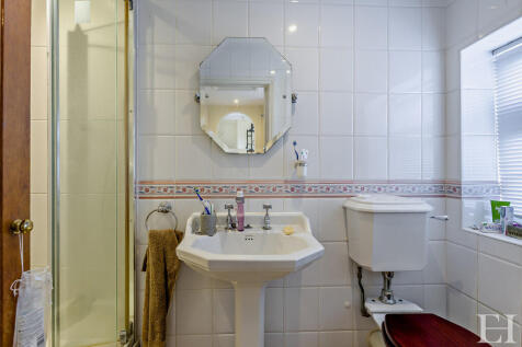 8646670-interiorW...