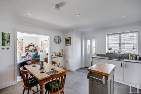 8648366-interiorW...
