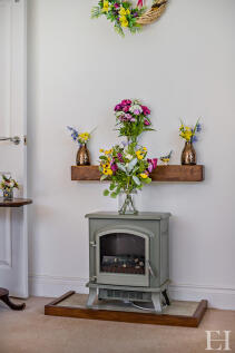 8648366-interiorW...