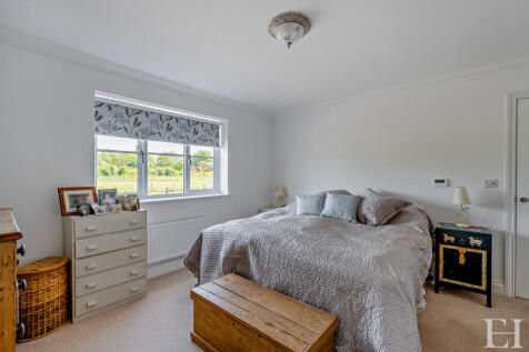 8648366-interiorW...