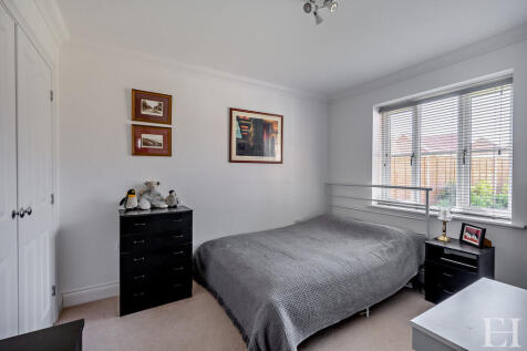 8648366-interiorW...