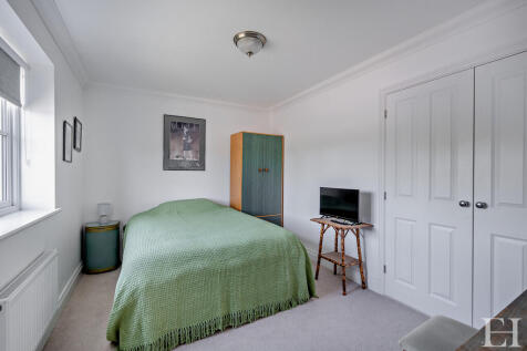 8648366-interiorW...