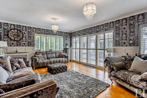 8648598-interiorW...