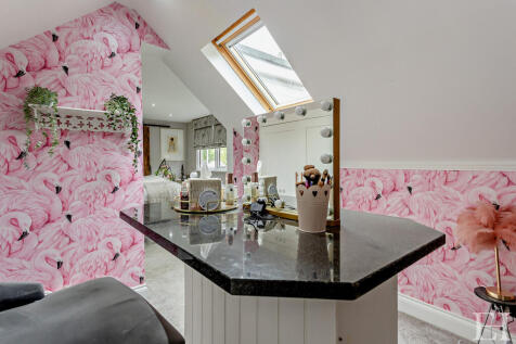 8648598-interiorW...