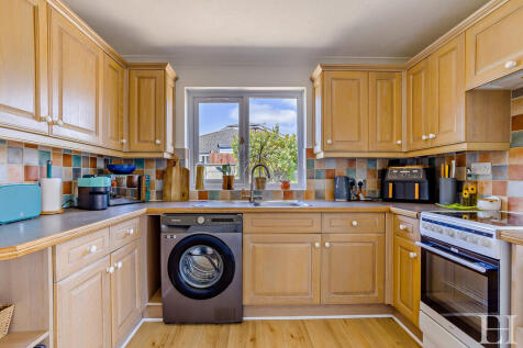 8648789-interiorW...