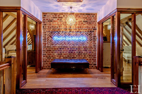 8645646-interiorW...