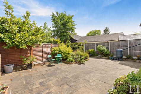 8649461-exteriorW...
