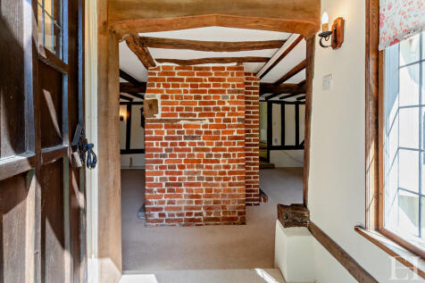 8646081-interiorW...