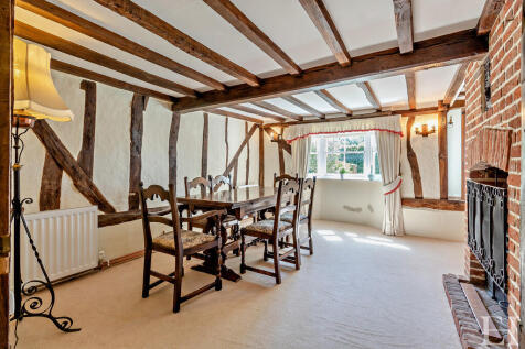 8646081-interiorW...