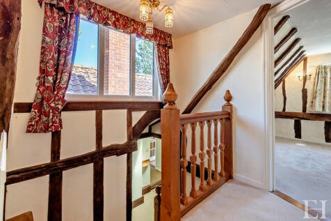 8646081-interiorW...