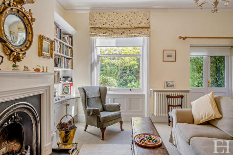 8647635-interiorW...
