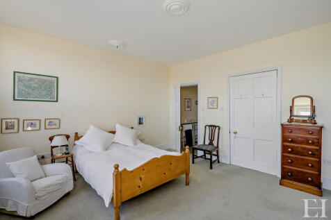 8647635-interiorW...