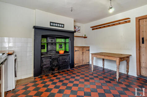 8635654-interiorW...