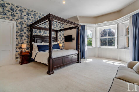 8635654-interiorW...